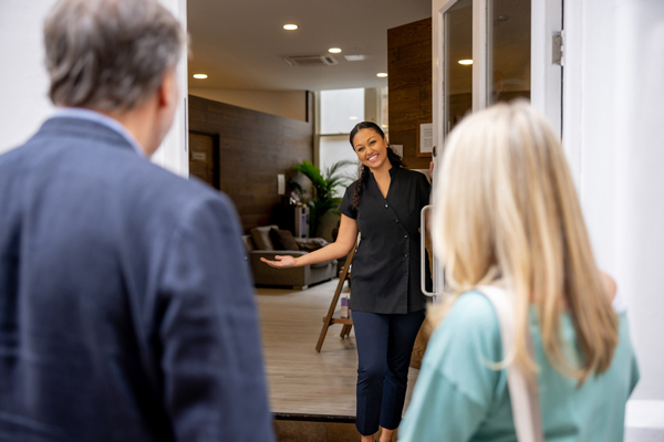 The Smart Chiropractor Blog: How to Create an "At Home" Chiropractic Patient Experience in 3 Steps